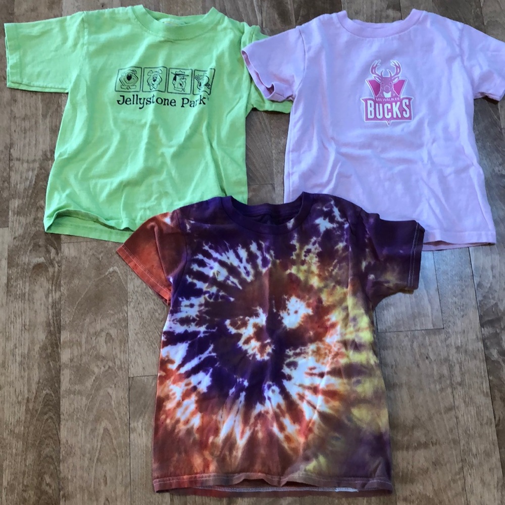 Set of 3 girls shirts size 6 for painting or play